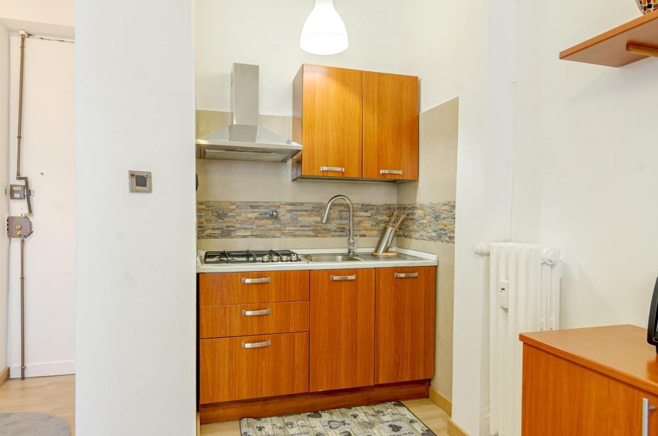 Cenisia District : Bright Sunflower Mini Flat Turin Exterior photo